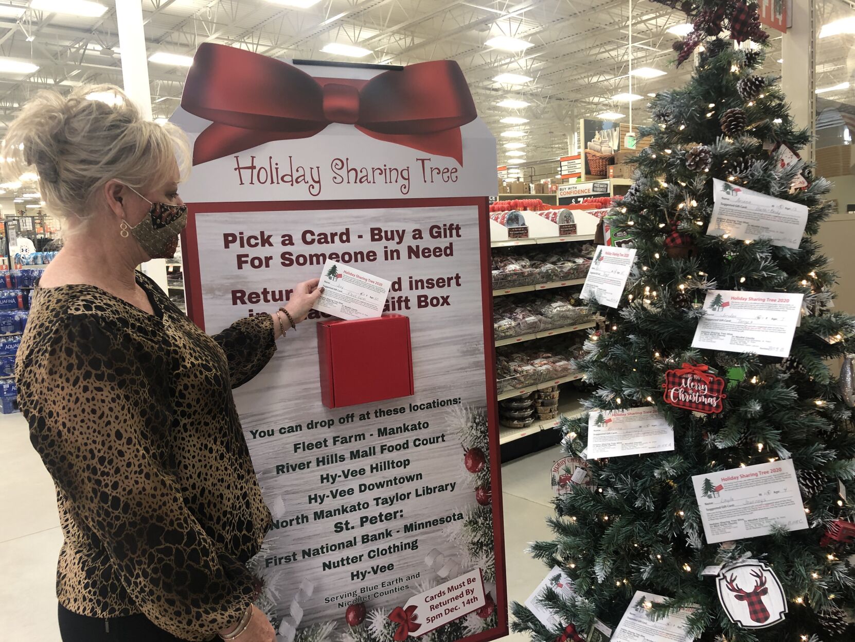 Holiday Sharing Tree 2020